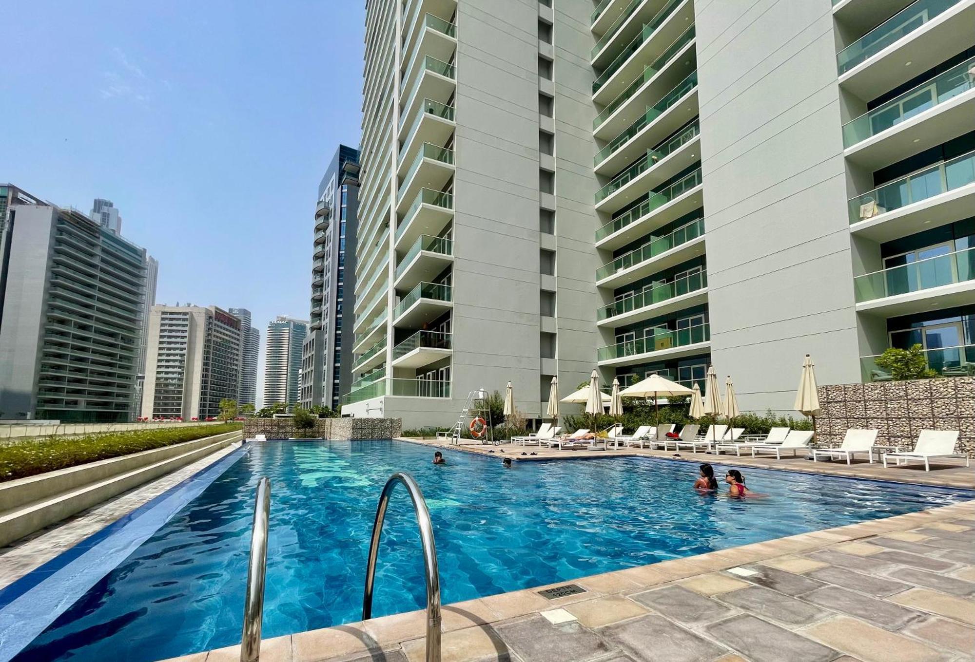 Wonderful Reva Aparthotel Downtown Dubai Exterior photo